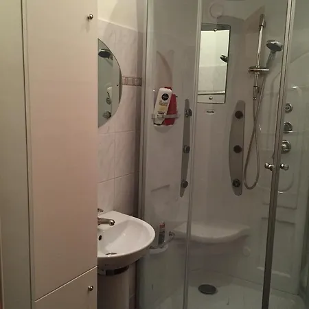 For Hockey Fans Apartman